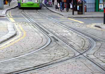 advance splitting / junction pre-selection track in Croydon.