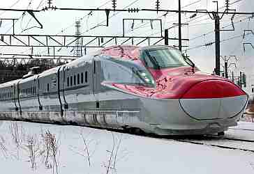 E6 Akita Shinkansen Komachi train 