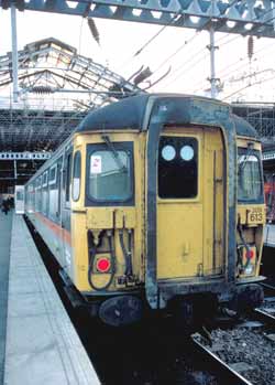 Same train, showing cab and inter-unit gangway.